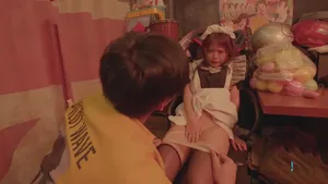 Xoạc nhau cùng em họ non tơ lồn siêu khít