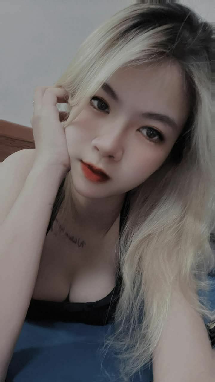 mấy bé mới lớn giờ bén quá
